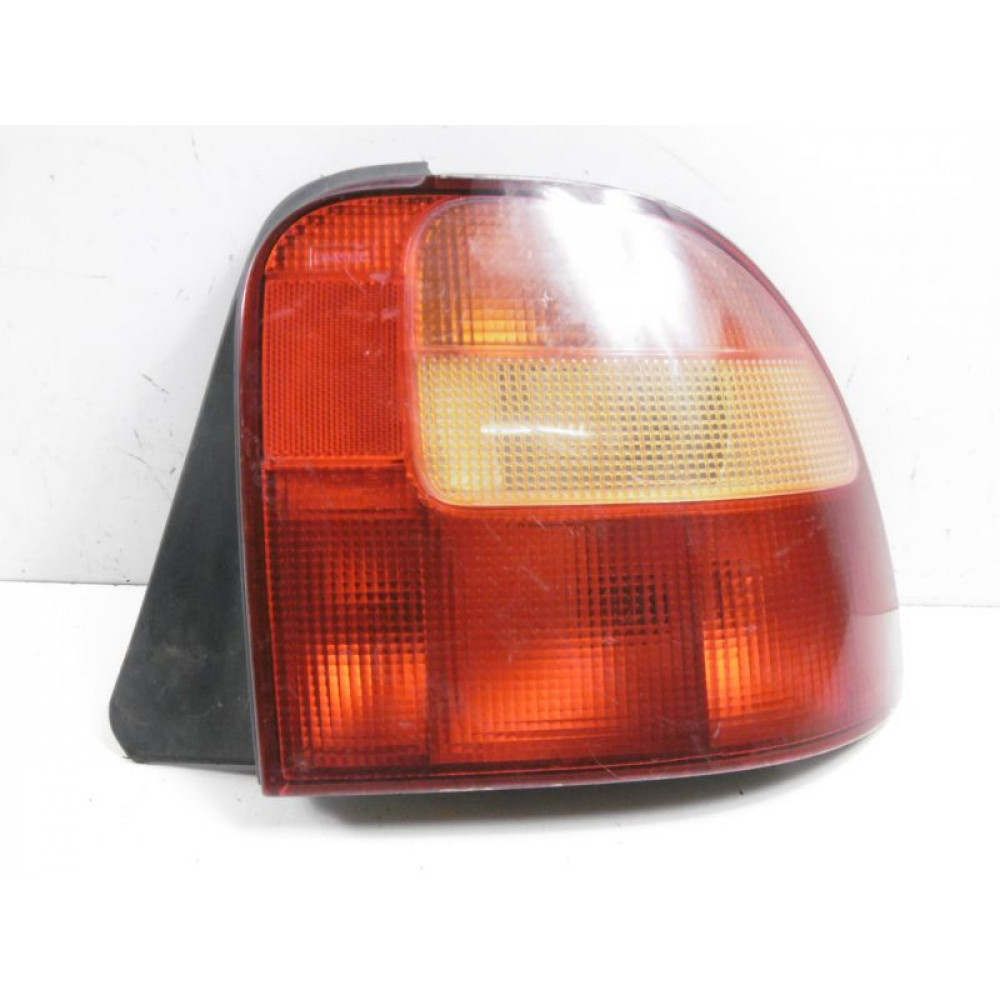 ROVER 400 414 416 MK2 LAMPA TYŁ PRAWA 5D