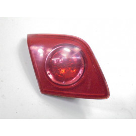 MAZDA 3 I BK LAMPA TYŁ LEWA Z KLAPY 5D P2913L